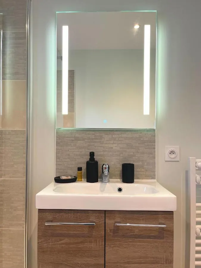 Appartement Studios Neufs -Tout Confort - Lorient Centre - Stationnement Facile